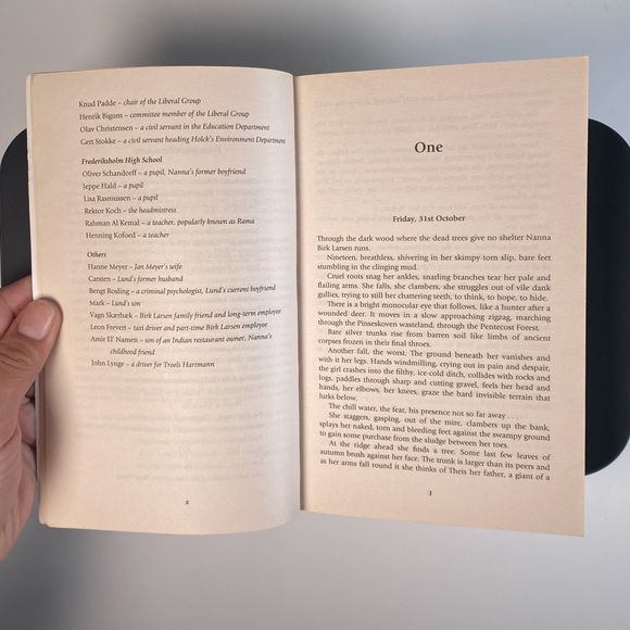 2/$25 - The Killing by David Hewson - Picture 6 of 10